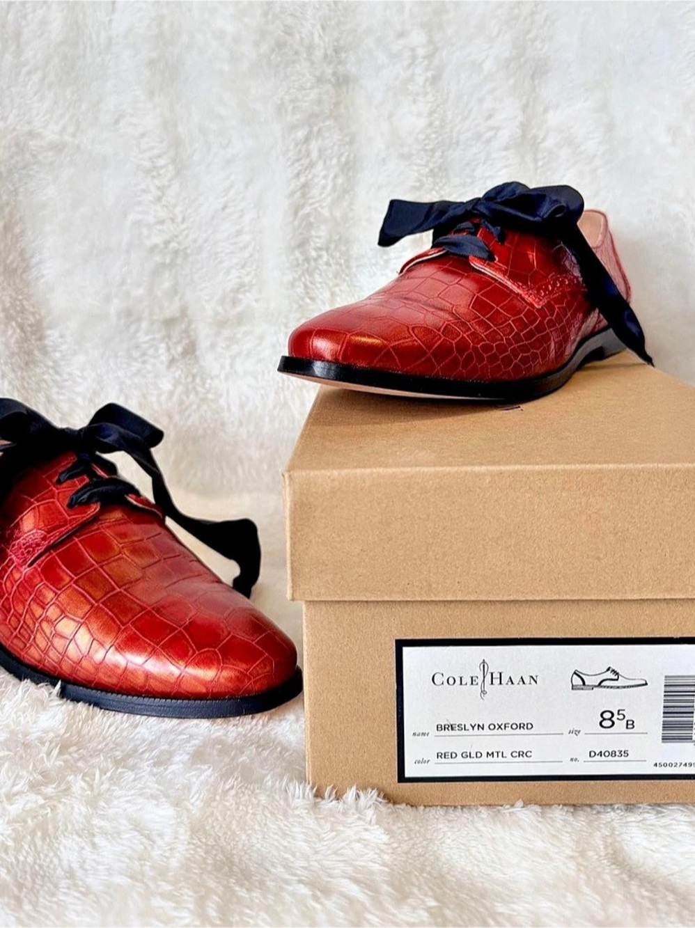 Cole Haan Brynslin Oxford Crocodile-Embossed Red US 8.5 B